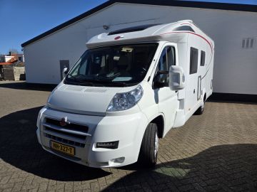 Bürstner BUT660 Luifel | Keuken | Omvormer | Toilet En Douche | Ruim Bed